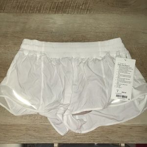 lululemon Hotty hot short II